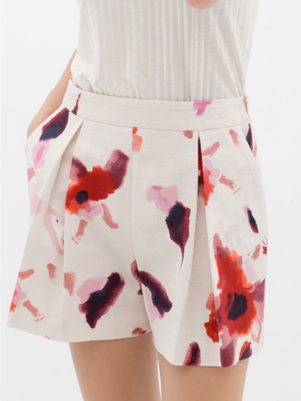 Zara Shorts White Floral Pleated with Poppy Red & Pink Print